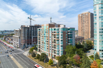 Forest Mansion II in Toronto, ON - Building Photo - Building Photo