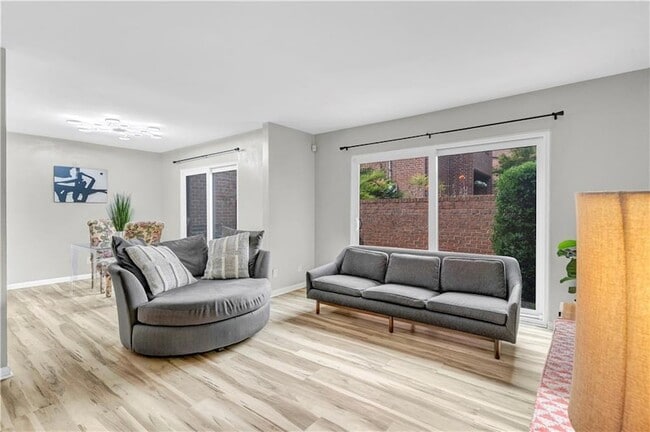 property at 2262 Pernoshal Ct