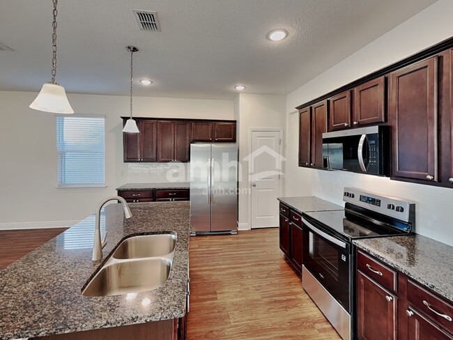 1324 Celery Ave in Sanford, FL - Building Photo - Building Photo