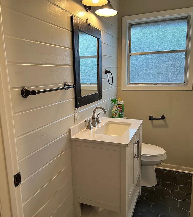 property at 4109 Parkway Dr