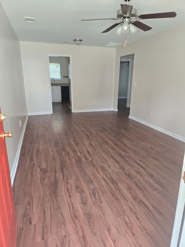 210-212 Woodcrest Cir in Warner Robins, GA - Building Photo - Building Photo