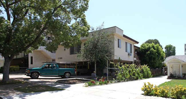 1166 Spazier Ave in Glendale, CA - Building Photo - Building Photo