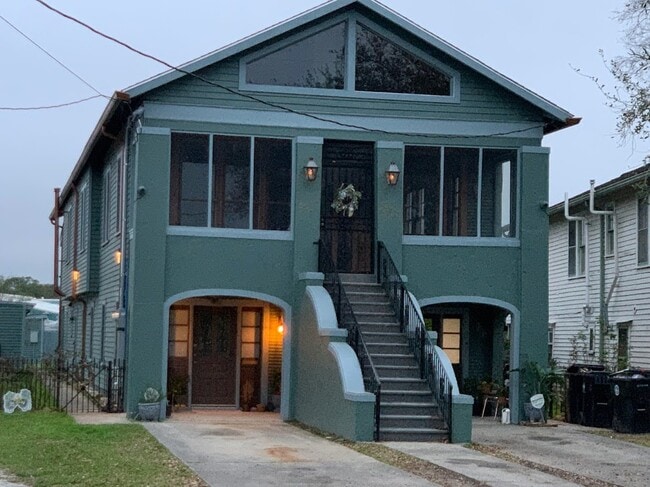property at 1810 Moss St