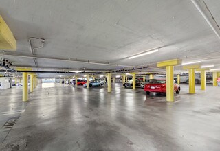 7500 Mason Ave, Unit 212 in Los Angeles, CA - Building Photo - Building Photo