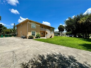 2153 Sunshine Blvd in Naples, FL - Building Photo - Building Photo