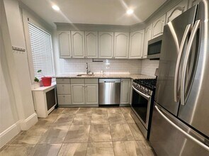 57 Clarendon Ave in Yonkers, NY - Building Photo - Building Photo