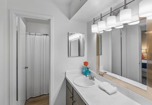 The Hayes Apartments in Fort Worth, TX - Building Photo