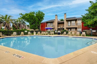 Sabo Village in Houston, TX - Building Photo - Building Photo