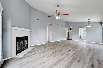2100 Balsam Way in Round Rock, TX - Building Photo - Building Photo