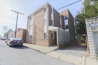 902 Arion Park Rd in Baltimore, MD - Building Photo - Building Photo