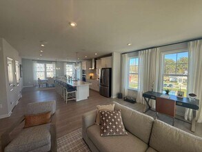 9221 Magellan Pkwy in Glen Allen, VA - Building Photo - Building Photo