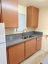 2117 9th St, Unit 3 in Sacramento, CA - Foto de edificio - Building Photo