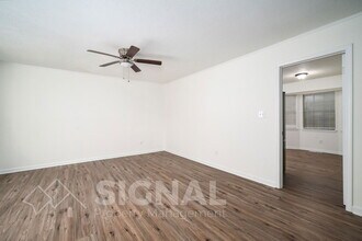 1304 Shades Run Cir in Hoover, AL - Building Photo - Building Photo
