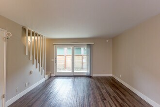 Pacific Pines in Monterey, CA - Building Photo - Interior Photo