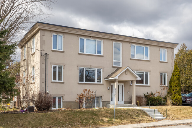 1 De La Coopération St in Gatineau, QC - Building Photo - Primary Photo