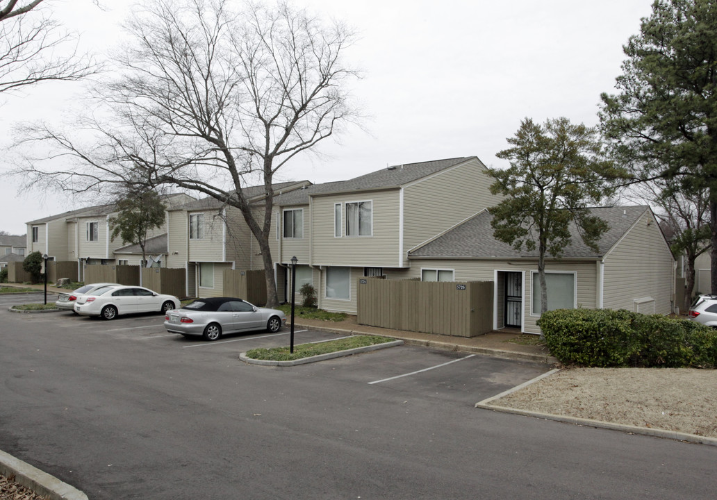 Village of Sycamore Ridge in Memphis, TN - Foto de edificio