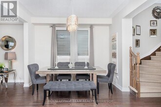 12 Knockaderry Cres in Ottawa, ON - Building Photo - Building Photo