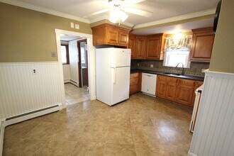 75 Wachusett St in Franklin, MA - Foto de edificio - Building Photo