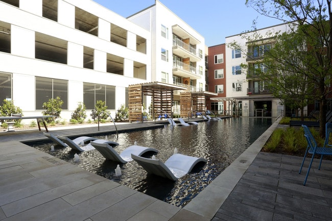 The Union at River East in Fort Worth, TX - Foto de edificio - Building Photo