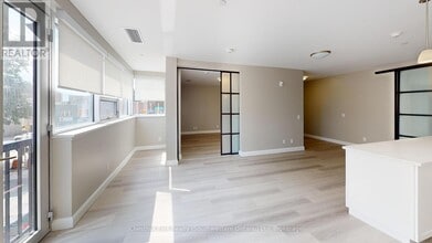 2-202 Quebec St in Guelph, ON - Building Photo - Building Photo