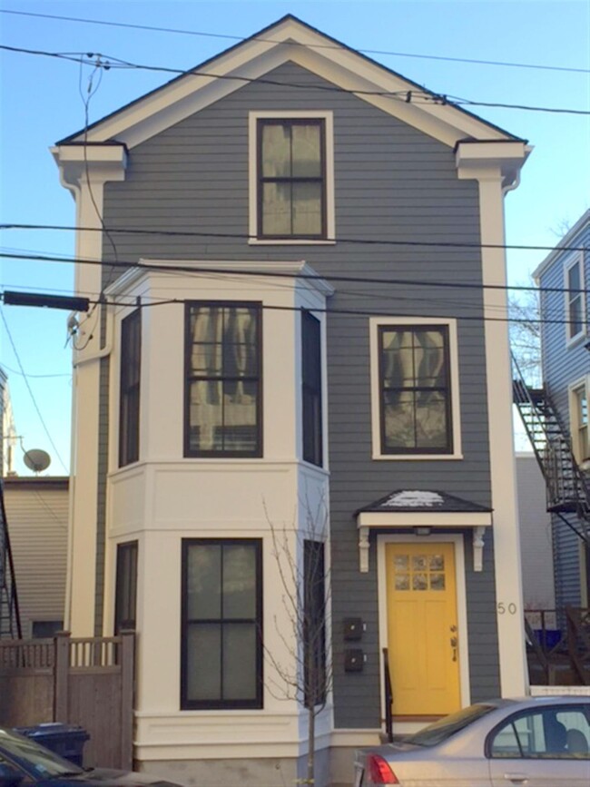 50 Spring St, Unit 1 in Cambridge, MA - Building Photo - Building Photo