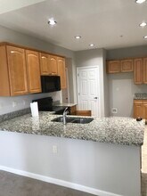 1610 E Southfield Cir in Memphis, TN - Building Photo - Building Photo