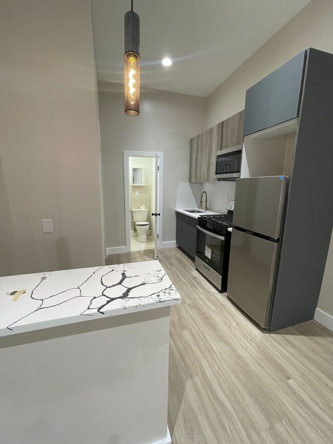 474 Central Ave, Unit 1