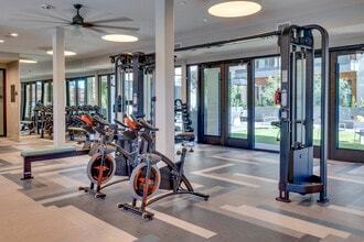 Scottsdale on Main in Scottsdale, AZ - Building Photo - Interior Photo