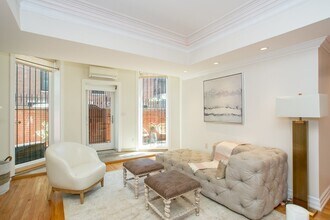 388 Marlborough St, Unit 9 in Boston, MA - Building Photo - Building Photo