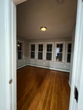 10 Walnut Ct in Leominster, MA - Foto de edificio - Building Photo