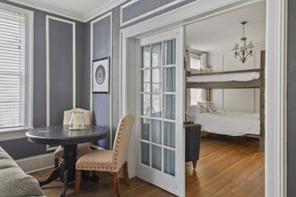 633 College St, Unit 633 A in Macon, GA - Foto de edificio - Building Photo