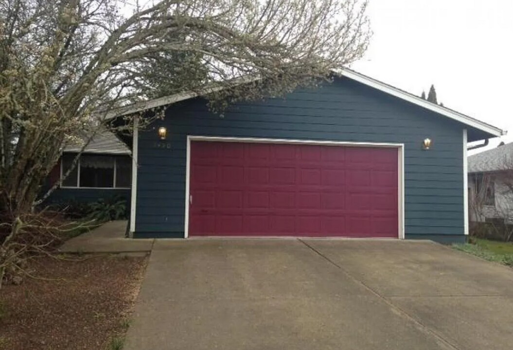 4450 Murdock Ct NE in Salem, OR - Building Photo