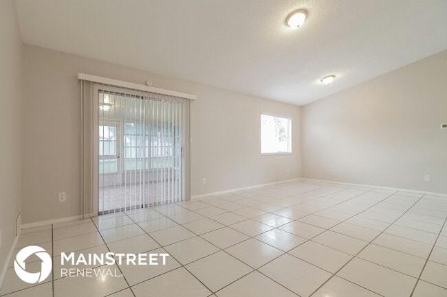 1523 Maplewood Cir in Kissimmee, FL - Building Photo - Building Photo