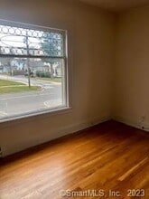2247 Main St in Glastonbury, CT - Building Photo - Building Photo