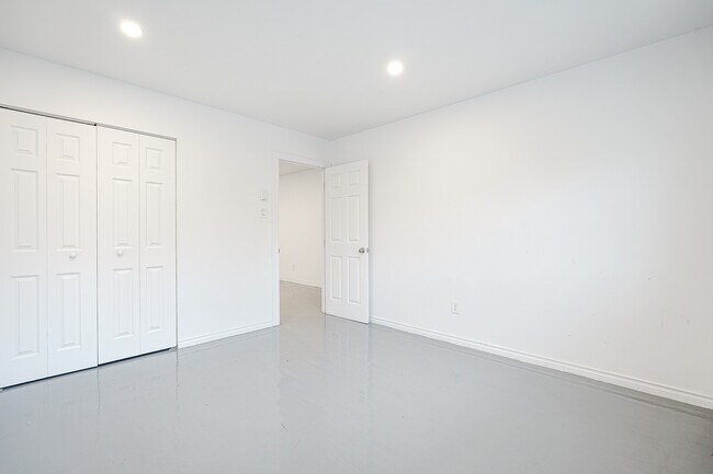 property at 3970 Rue Prieur E