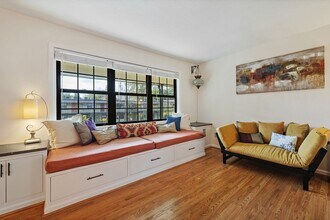 807 W Trinity Ave in Durham, NC - Building Photo - Building Photo