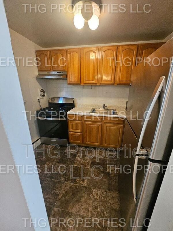 property at 27-55 Green St