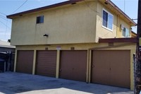 6421 Albany St in Huntington Park, CA - Foto de edificio - Building Photo