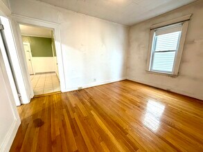 8 Berkeley St in Watertown, MA - Building Photo - Building Photo