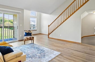 4887 Easy St, Unit 11 in Hartland, WI - Building Photo - Building Photo