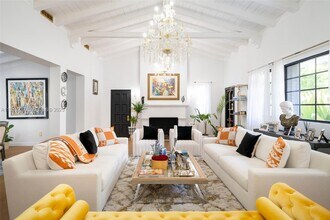 5149 Alton Rd in Miami Beach, FL - Building Photo - Building Photo