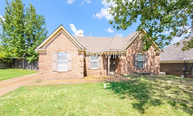 property at 5540 Dedo Cove