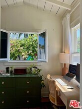 402 N Venice Blvd in Los Angeles, CA - Building Photo - Building Photo