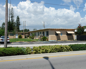 14160 NE 6th Ave in Miami, FL - Building Photo - Building Photo