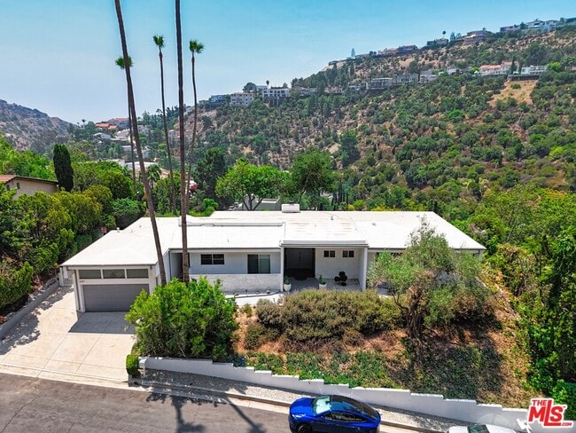 property at 2657 Zorada Dr