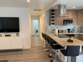 4154 SW 49th St in Fort Lauderdale, FL - Building Photo