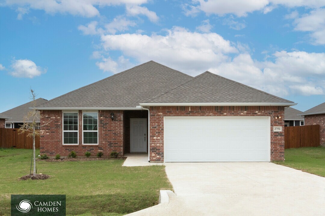 18537 Co Rd 4001 in Mabank, TX - Building Photo