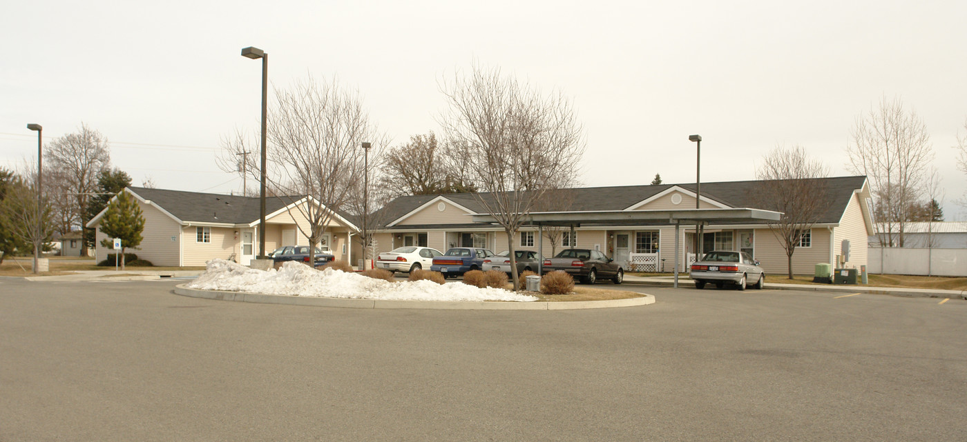 East Valley Senior Housing in Veradale, WA - Foto de edificio