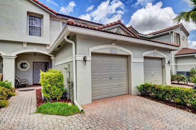 property at 21115 Vía Eden