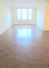 123 Valentine Ln in Yonkers, NY - Building Photo - Building Photo